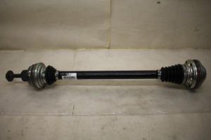 17798913 – 8R0501203C – Antriebswelle links hinten