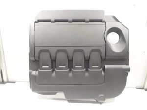 18061907 – 04L103925AQ – Abdeckblech Motor