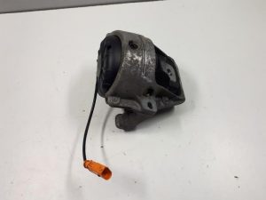 19616034 – 8R0199381B – Motorlager