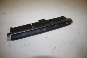 17819938 – 8V0925301NNNV6 – Schakelaar (diversen)