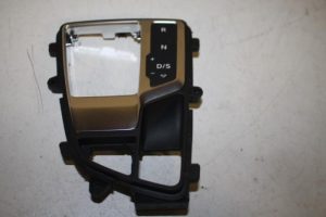 17818408 – 8W2713111CMNC – Position switch automatic gearbox