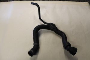 17786392 – 4B0121101G – Radiator hose