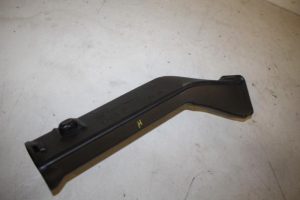 17821312 – 4M1820159 – Luchtgeleider