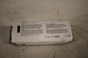 17817136 – 8E0880204A – Airbag rechts (Armaturenbrett)