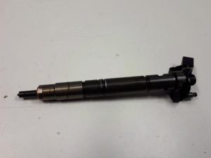 19352064 – 059130277EN – Einspritzdüse (Diesel)