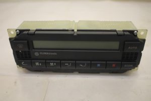 17801399 – 3B1907044B – Climatronic Paneel