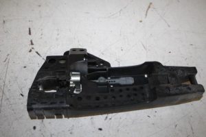 17811075 – 4H0837885 – Stütze (sonstige)