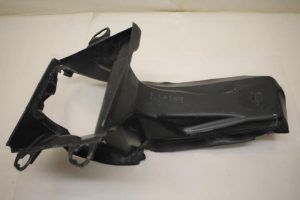 17795704 – 4F0145334 – Luchtgeleider