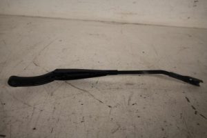 17815987 – 8V1955407B1P9 – Ruitenwisserarm voor