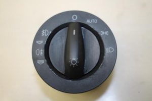 17795580 – 4F1941531D5PR – Licht Schalter