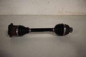 17825618 – 4G0407271F – Aandrijfas links-voor