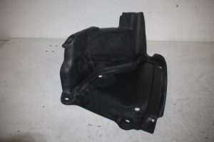 17807827 – 8R0825219B – Beschermplaat bodem