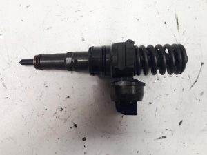 19060551 – 038130073BN – Einspritzdüse (Diesel)