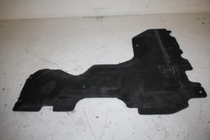 17816166 – 4H0825214B – Beschermplaat bodem