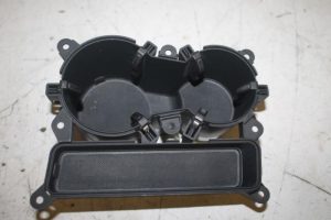 17816778 – 8K0862533C6PS – Bekerhouder