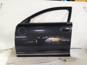 19147478 – 4F0831051F – Tür 4-türig links vorne