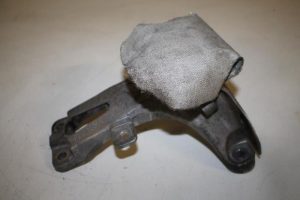 17826078 – 4G0199308E – Motorsteun