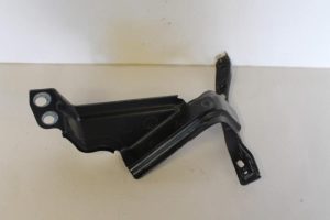 17791370 – 8H0821135A – Steun (diversen)