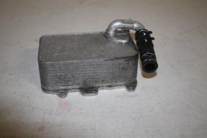 17804809 – 059117015P – Oliekoeler