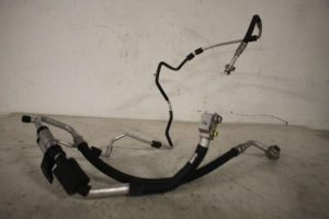 17823290 – 8R1260712A – Air conditioning line