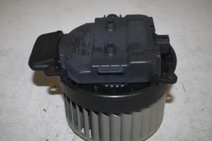 17806032 – 4H1820021B – Heizung Belüftungsmotor