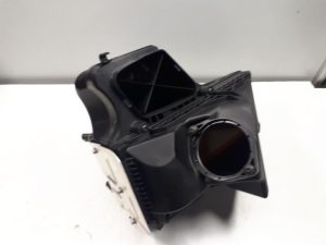 21147990 – 8K0133837BJ – Luchtfilterhuis