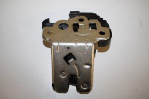 17802473 – 8K9827505A – Schließmechanik Heckklappe