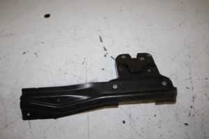 17810684 – 8N0827505A – Tailgate lock mechanism