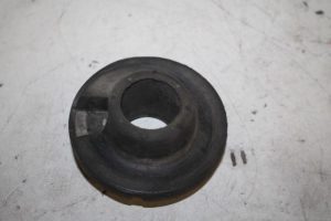 17823757 – 8K0512297E – Veerschotel rechts-achter