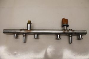17794978 – 06H133317C – Fuel distributor