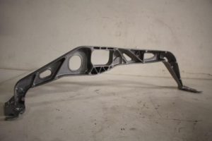 17823516 – 8K0199521Q – Dwarsbalk frontdeel