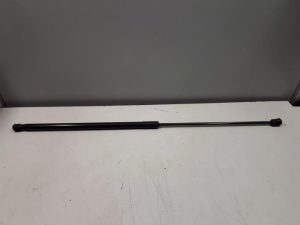 21162903 – 8P0823359B – Gasdemper Motorkap links