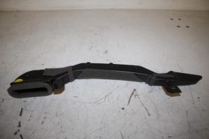 17812319 – 80B857069 – Luchtgeleider