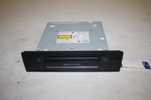 17803548 – 4L2035652D – Multi-media control unit