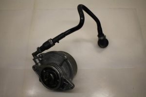 17795673 – 057145100AF – Vacuum pump (diesel)