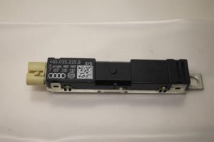 17799895 – 4G5035225B – Antennenverstärker