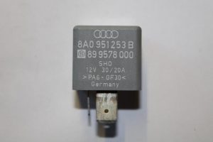 17786050 – 8A0951253B – Relais