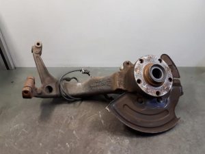 22293841 – 8D0407257AD – Knuckle, front left