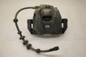 17798705 – 8K0615123C – Remklauw (Tang) links-voor