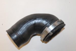 17790494 – 1K0145838L – Intercooler Slang