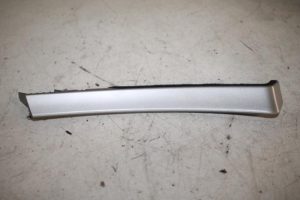 17806198 – 4G0857297KQ6 – Dashboard sierlijst