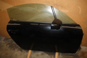 17799381 – 8N0831052C – Portier 2Deurs rechts