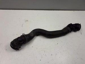 20048918 – 4K0122101BJ – Radiator hose