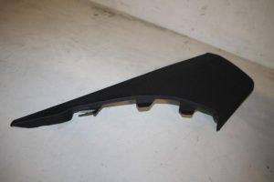 17818428 – 8W5867245RV8 – Säulenverkleidung links hinten