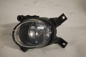 17826202 – 8E0941700C – Mistlamp rechts-voor