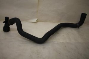 17798154 – 8N0121051B – Radiator hose