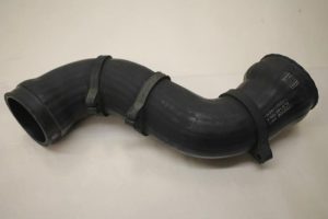 17800791 – 8L9145790A – Intercooler Slang