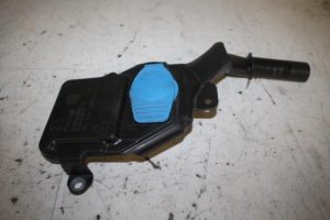 17816705 – 8T1955463B – Ruitensproeiertank voor