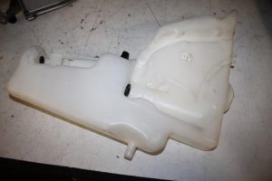 17823886 – 8T0955453C – Ruitensproeiertank voor