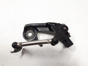 20600988 – 8R0941309C – Xenon hoogteregelaar